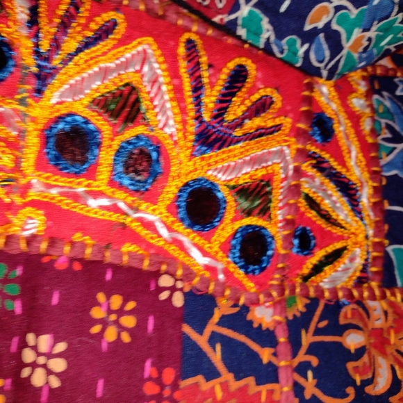 Made in India bag bohemian style patchwork open cargo design zip closure - Picture 5 of 8